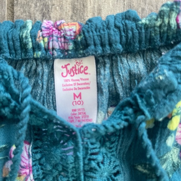 Perfect for back to school!  2 Justice tops - size M! - Picture 3 of 7